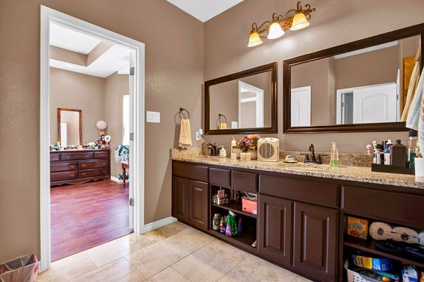 Bathroom, Dual Sink Vanities, Interior, Wood Texture Flooring