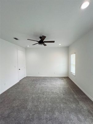 Empty room, Interior, Recessed Lighting