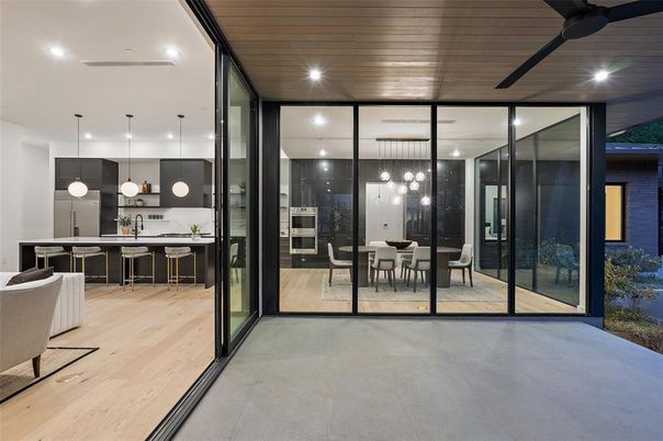 Dining room, Interior, Kitchen, Pendant Lights, Recessed Lighting, Wooden Ceilings, Wood Texture Flooring