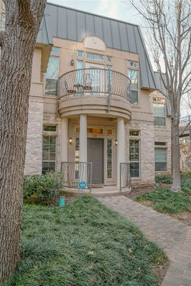 Exterior, Facade, None