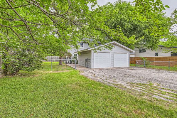 Backyard, Detached Garage, Exterior