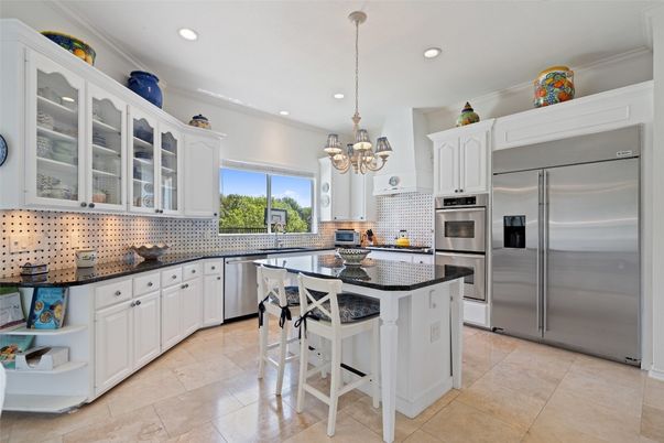 Chandelier, Interior, Kitchen, Recessed Lighting, Stainless Steel Appliances