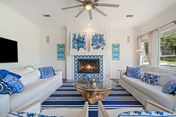 Fireplace, Interior, Living room