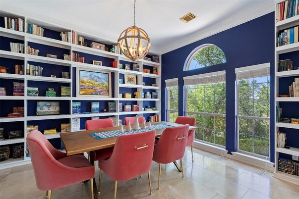 Chandelier, Dining room, Interior, Pendant Lights