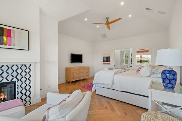 Bedroom, Fireplace, Interior, Recessed Lighting, Wood Texture Flooring