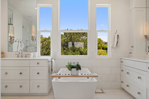 Bathroom, Free Standing Baths, Interior