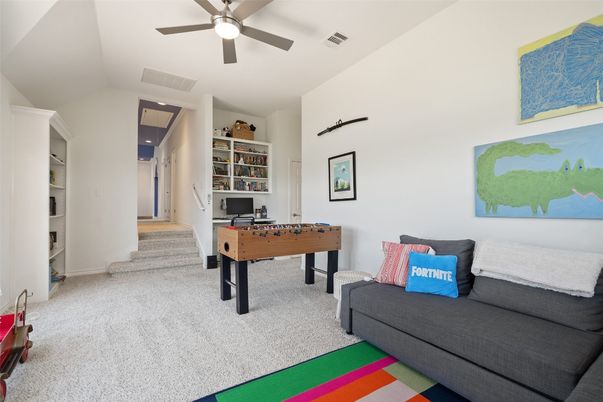 Game Room, Interior