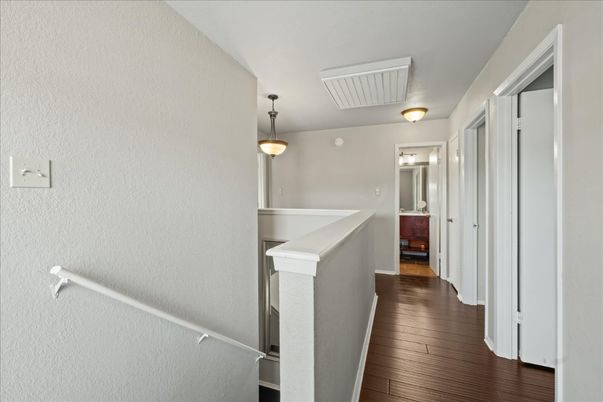 Interior, Pendant Lights, Wood Texture Flooring
