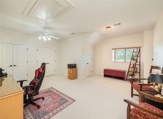 Home Office, Interior