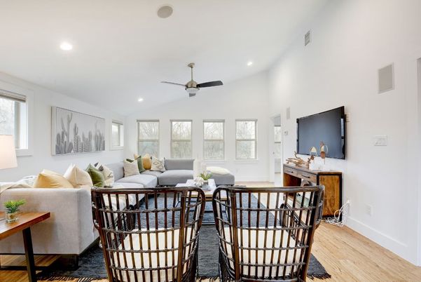 Interior, Living room, Recessed Lighting, Wood Texture Flooring