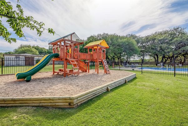 Backyard, Exterior, Playground