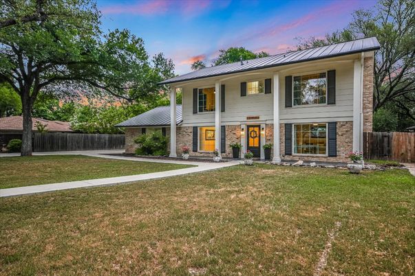 Backyard, Exterior, Facade, Solar Panels, Raised Ranch