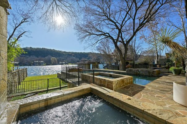 Exterior, Pool, Water