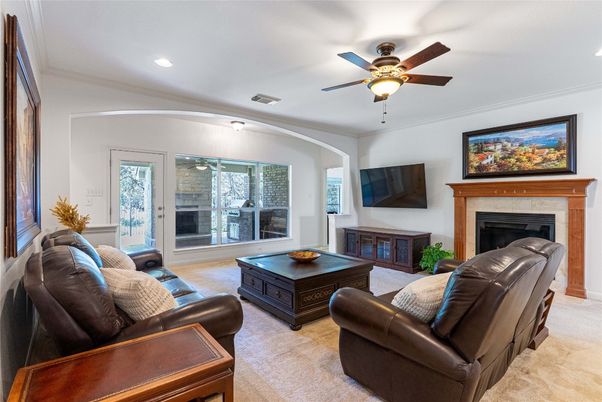 Fireplace, Interior, Living room, Recessed Lighting