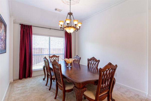 Chandelier, Dining room, Interior