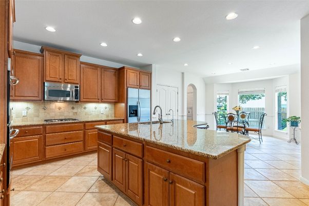 Dining room, Interior, Kitchen, Recessed Lighting