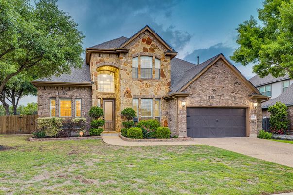 Attached, Exterior, Facade, Brick Traditional