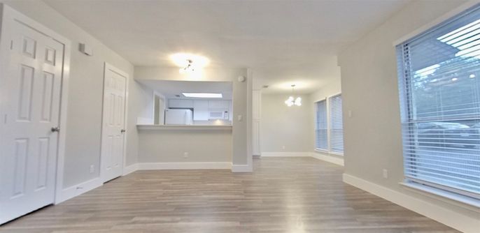 Chandelier, Empty room, Interior, Pendant Lights, Wood Texture Flooring