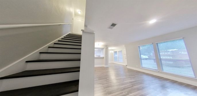 Empty room, Interior, Recessed Lighting, Wood Texture Flooring