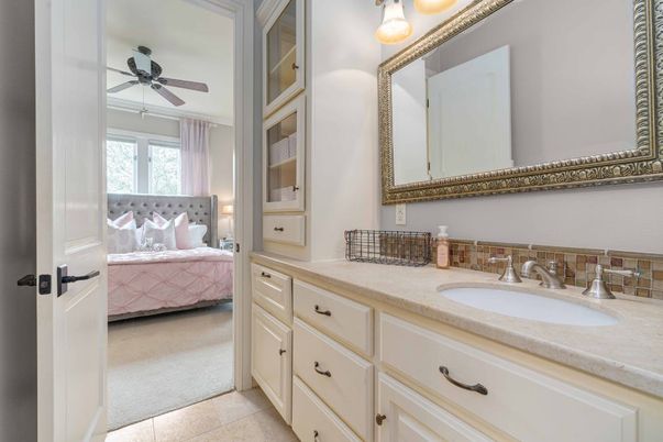 Bathroom, Bedroom, Interior