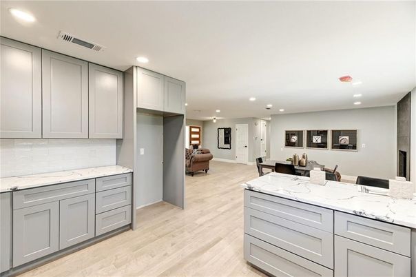 Dining room, Interior, Kitchen, Recessed Lighting, Wood Texture Flooring