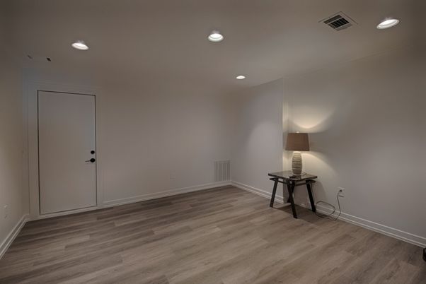 Empty room, Interior, Recessed Lighting, Wood Texture Flooring