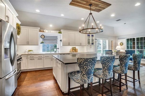 Chandelier, Interior, Kitchen, Pendant Lights, Recessed Lighting, Stainless Steel Appliances, Wood Texture Flooring