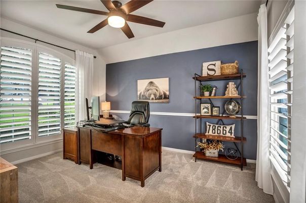 Home Office, Interior