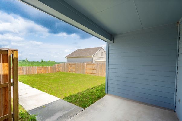 Backyard, Exterior