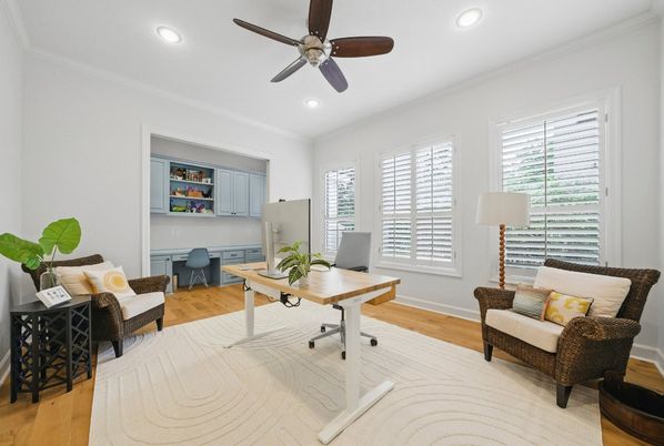 Home Office, Interior, Recessed Lighting, Wood Texture Flooring