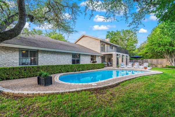 Backyard, Exterior, Pool
