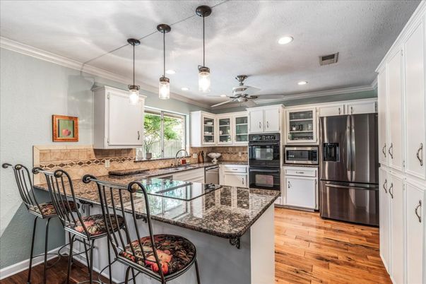 Interior, Kitchen, Pendant Lights, Recessed Lighting, Wood Texture Flooring