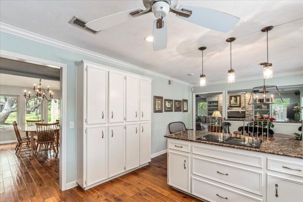 Chandelier, Dining room, Interior, Pendant Lights, Recessed Lighting, Wood Texture Flooring