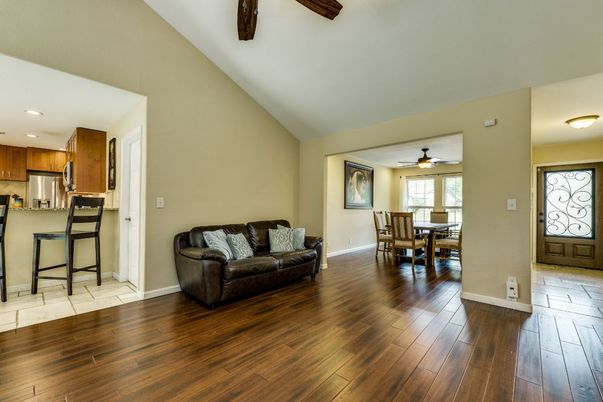 Dining room, Interior, Kitchen, Recessed Lighting, Wood Texture Flooring
