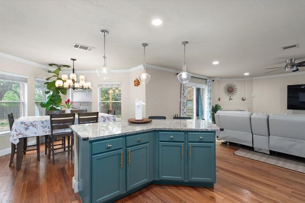 Chandelier, Dining room, Interior, Kitchen, Living room, Pendant Lights, Recessed Lighting, Wood Texture Flooring