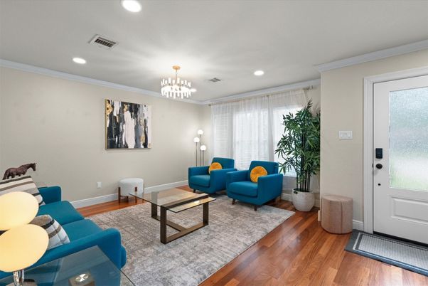 Chandelier, Interior, Living room, Recessed Lighting, Wood Texture Flooring