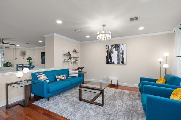 Chandelier, Interior, Living room, Recessed Lighting, Wood Texture Flooring