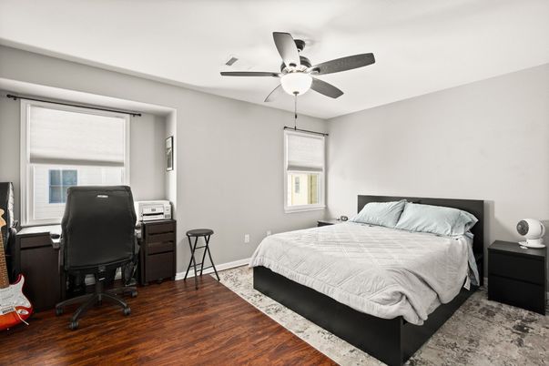Bedroom, Home Office, Interior, Wood Texture Flooring