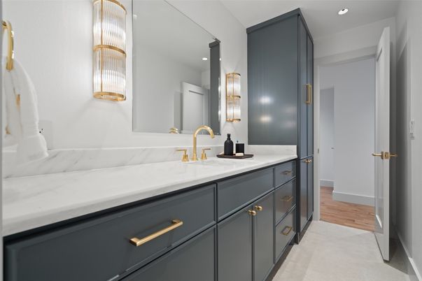 Bathroom, Interior, Recessed Lighting, Wood Texture Flooring