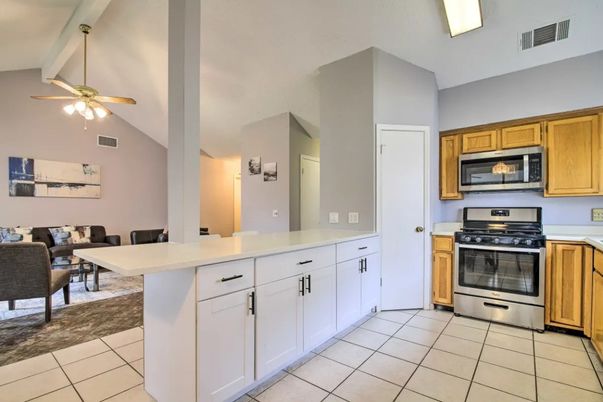 Dining room, Interior, Kitchen, Stainless Steel Appliances
