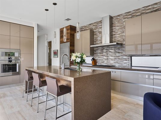 Interior, Kitchen, Pendant Lights, Stainless Steel Appliances