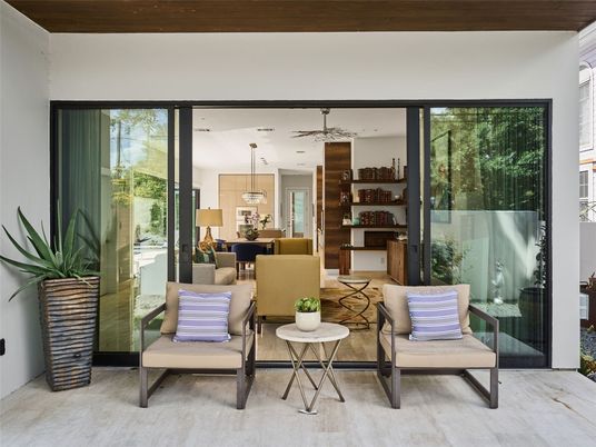 Dining room, Interior, Living room, Pendant Lights