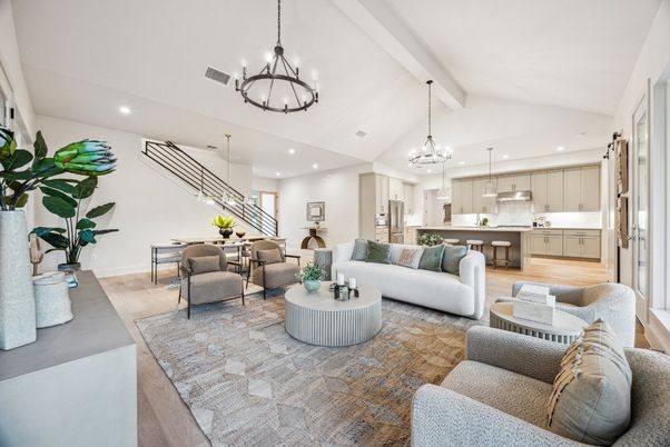 Chandelier, Dining room, Interior, Living room, Pendant Lights, Recessed Lighting, Wood Texture Flooring