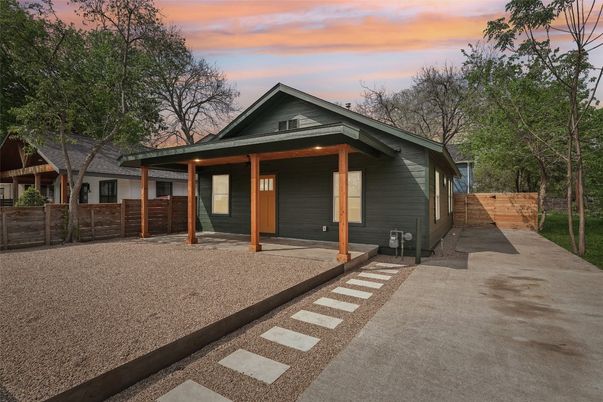 Exterior, Facade, None