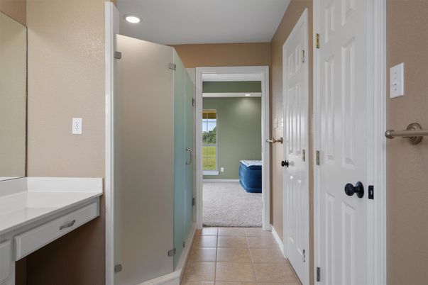 Bathroom, Interior, Recessed Lighting