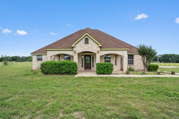 Backyard, Exterior, Facade, Brick Facade, Brick Traditional