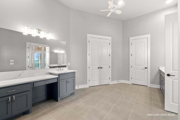 Bathroom, Dual Sink Vanities, Interior, Recessed Lighting
