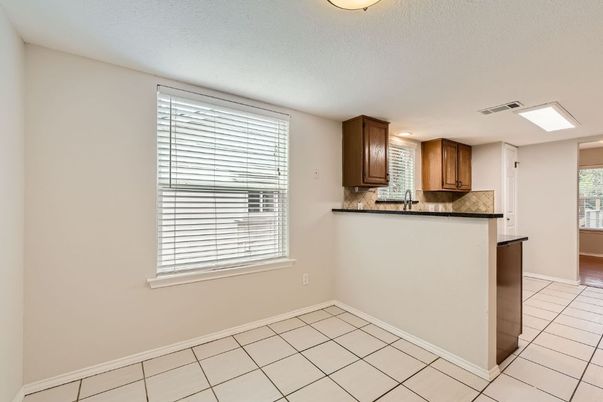 Empty room, Interior, Kitchen, Recessed Lighting