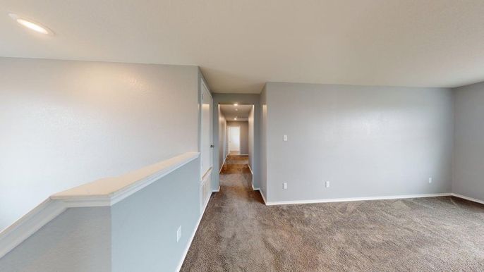 Empty room, Interior, Recessed Lighting