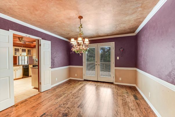 Chandelier, Empty room, Interior, Wood Texture Flooring